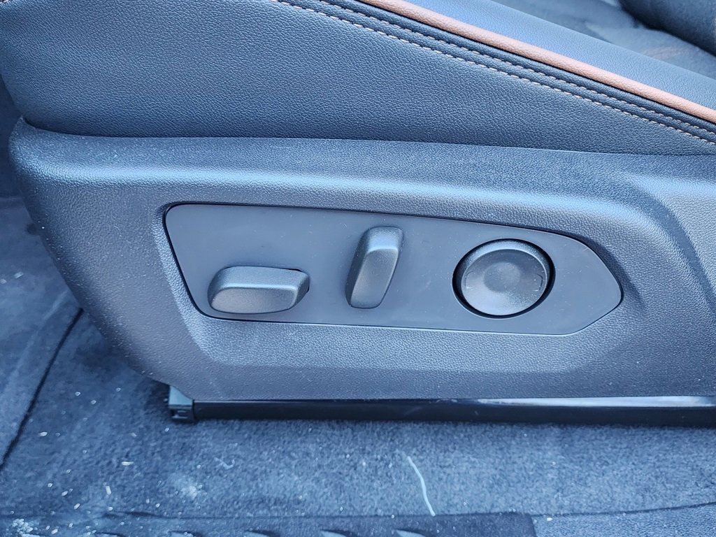 New 2026 GMC Canyon AT4 image 17