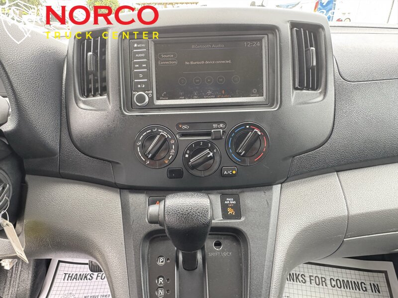 Used 2021 Nissan NV200 S FWD image 22