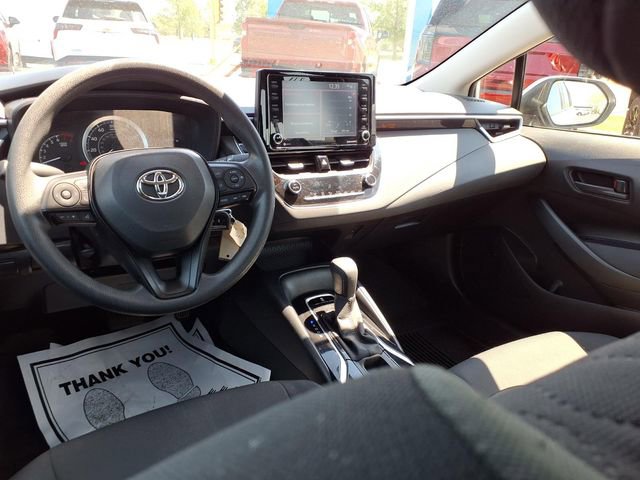 Used 2022 Toyota Corolla LE image 7