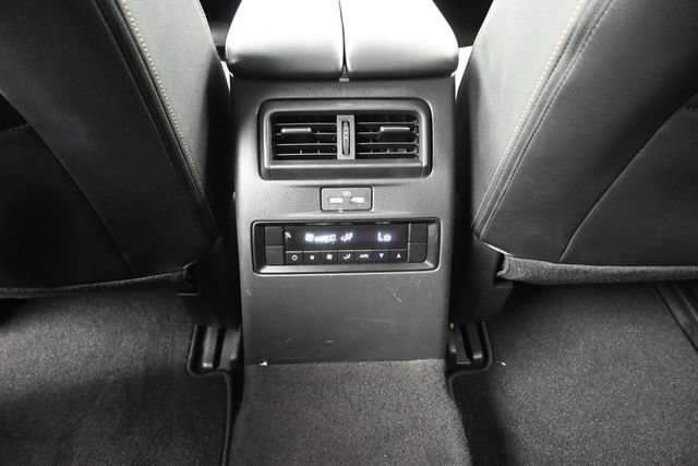 Certified 2024 MAZDA CX-90 3.3 Turbo w/ Select Package AWD/4WD image 18