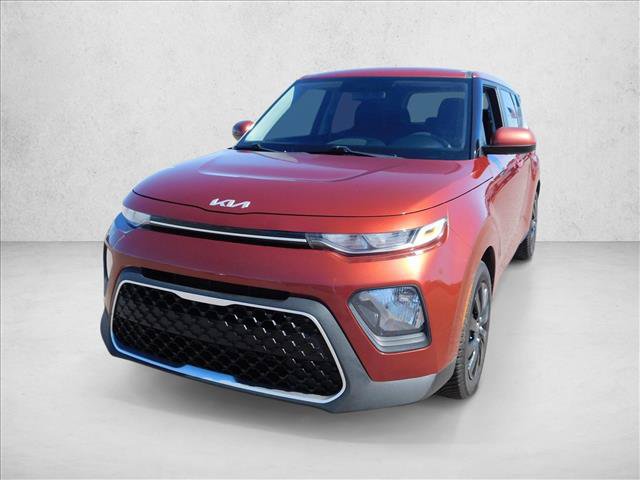 Used 2022 Kia Soul LX FWD image 2