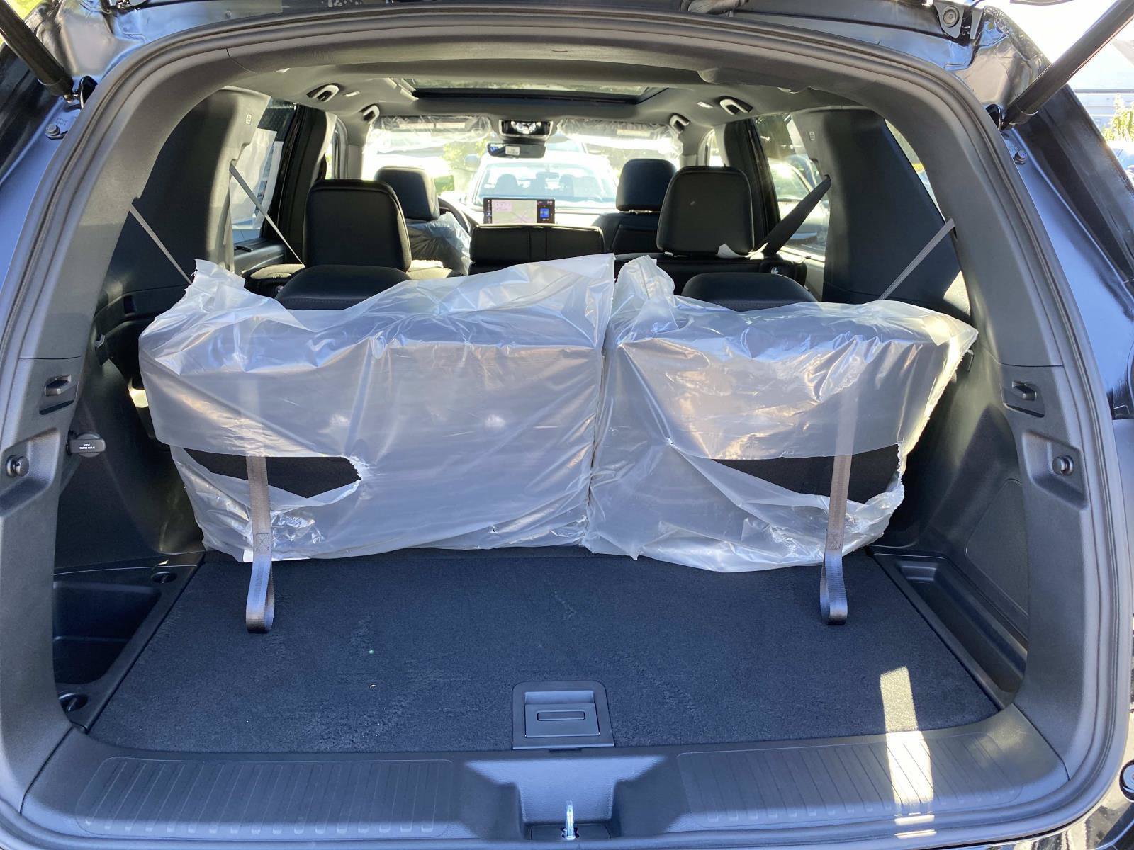 New 2026 Honda Pilot Black Edition image 6