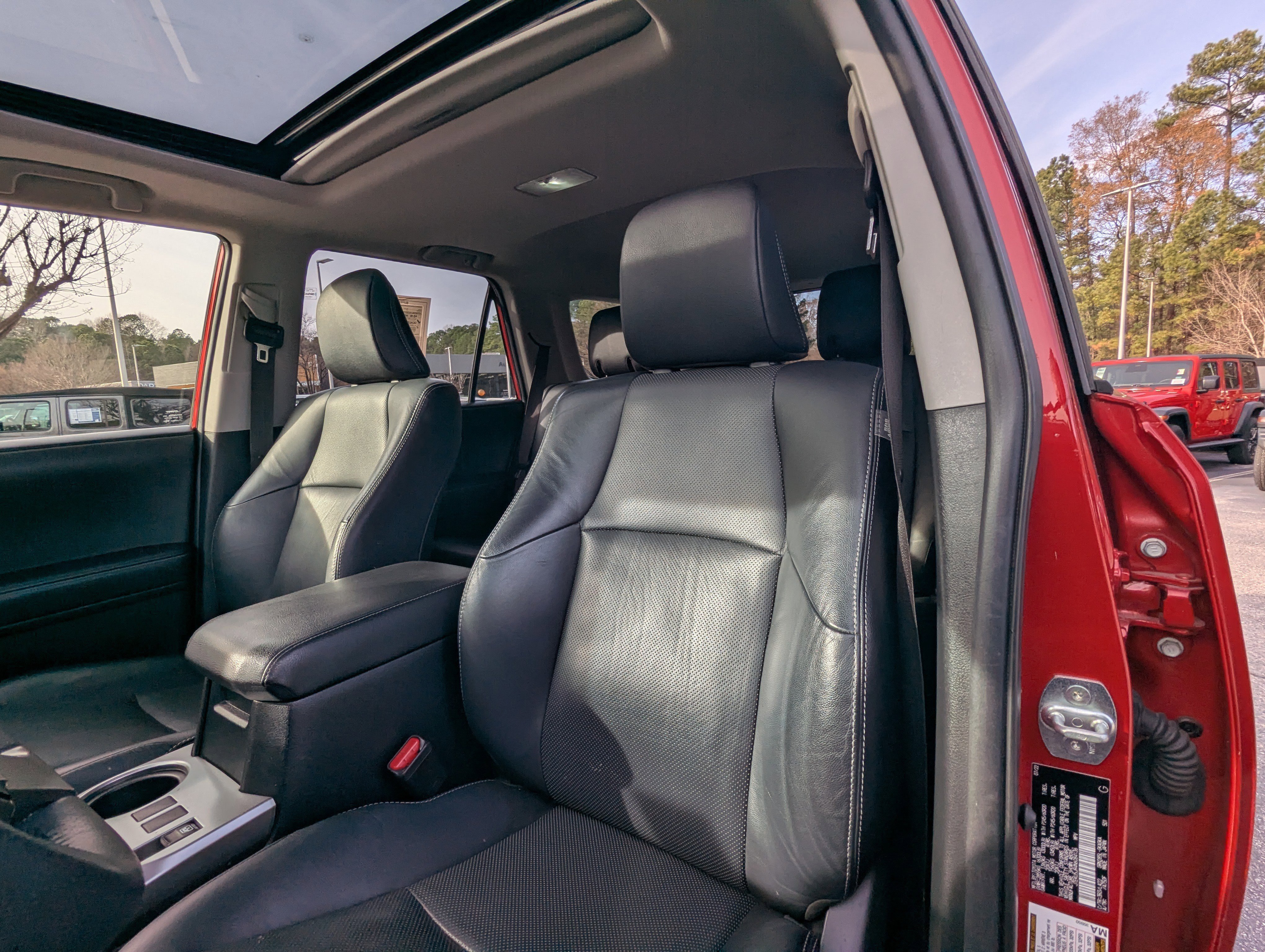 Used 2022 Toyota 4Runner Limited image 9