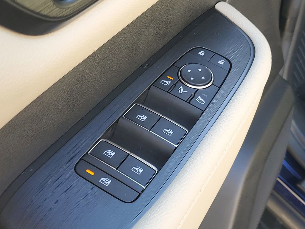 New 2026 Nissan Armada Platinum image 10