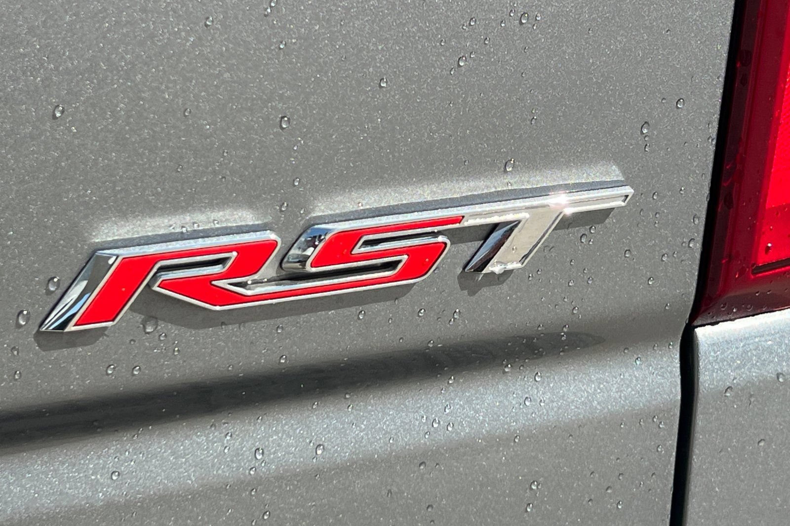 Used 2024 Chevrolet Silverado 1500 RST w/ Convenience Package II RWD image 39