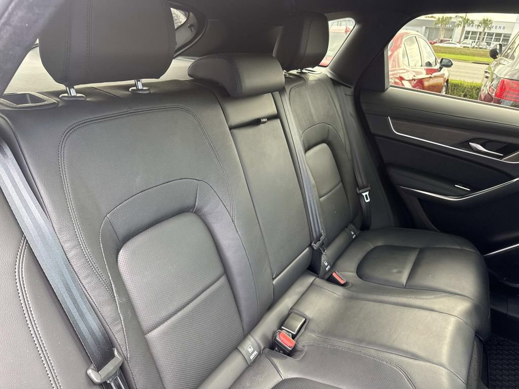 Used 2022 Jaguar F-PACE S image 9