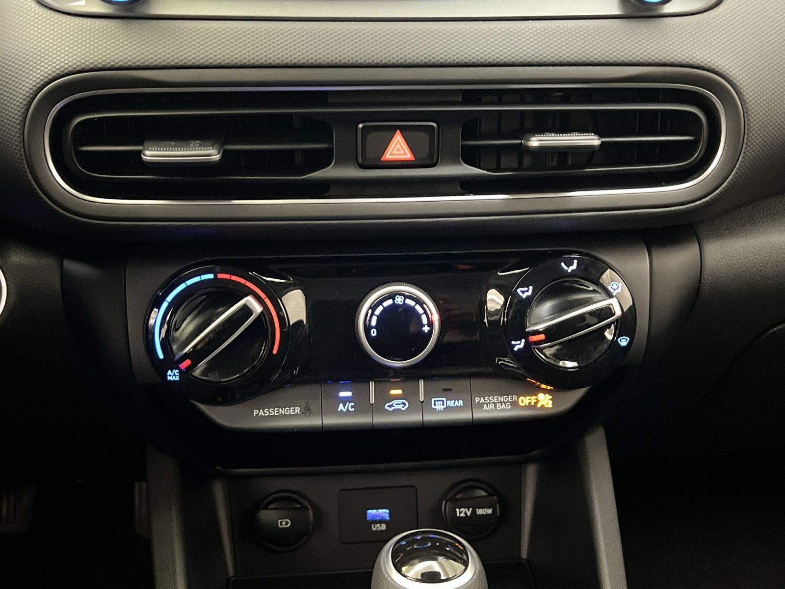 Used 2022 Hyundai Kona SEL AWD/4WD image 20