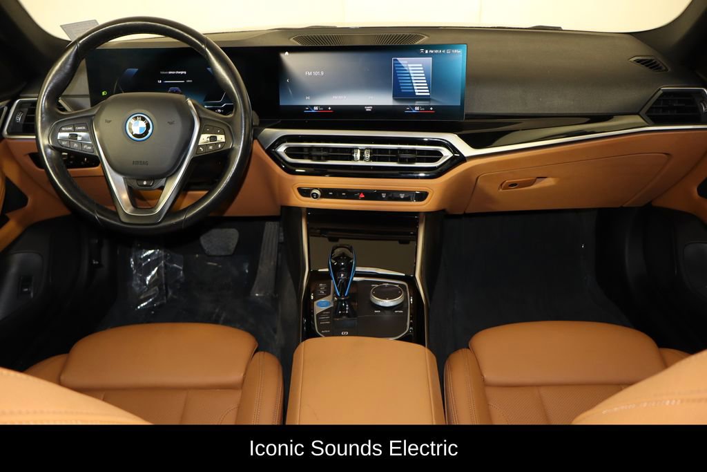 Used 2023 BMW i4 eDrive35 w/ Premium Package RWD image 13