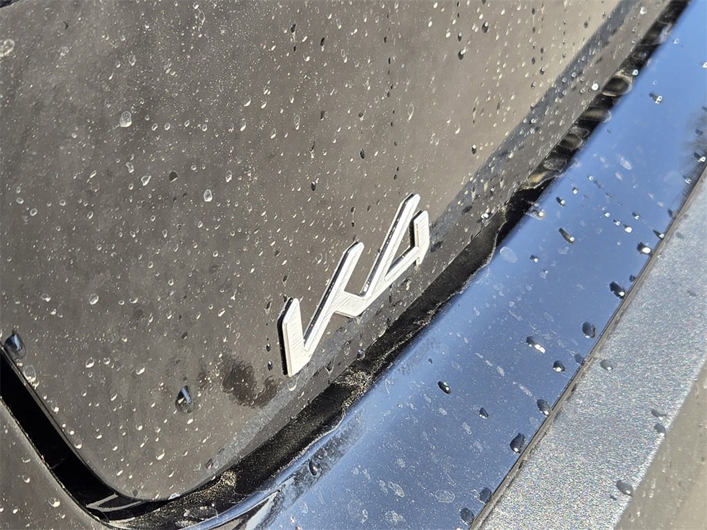 New 2025 Kia K4 LXS image 7