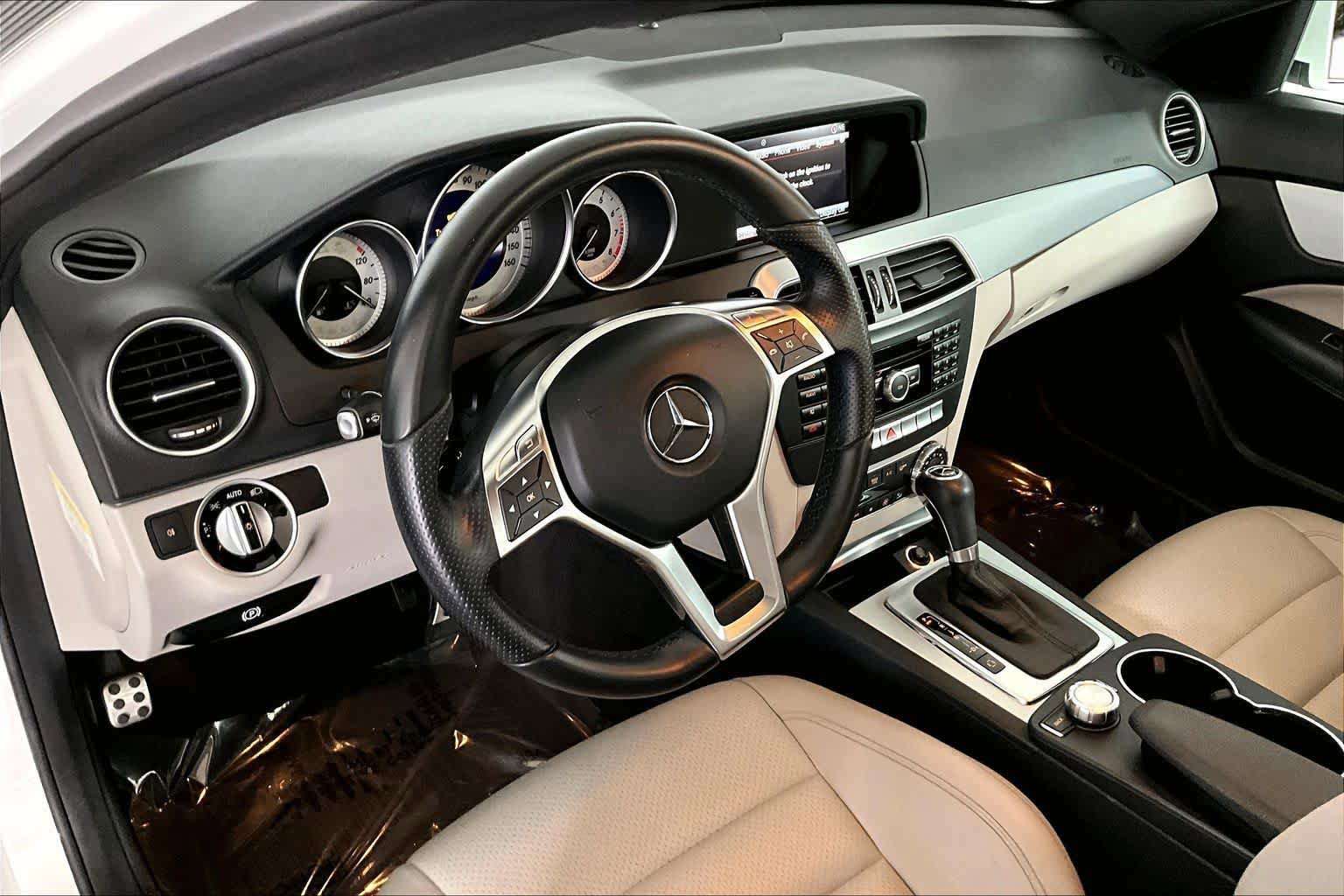 Used 2013 Mercedes-Benz C 250 Coupe image 18