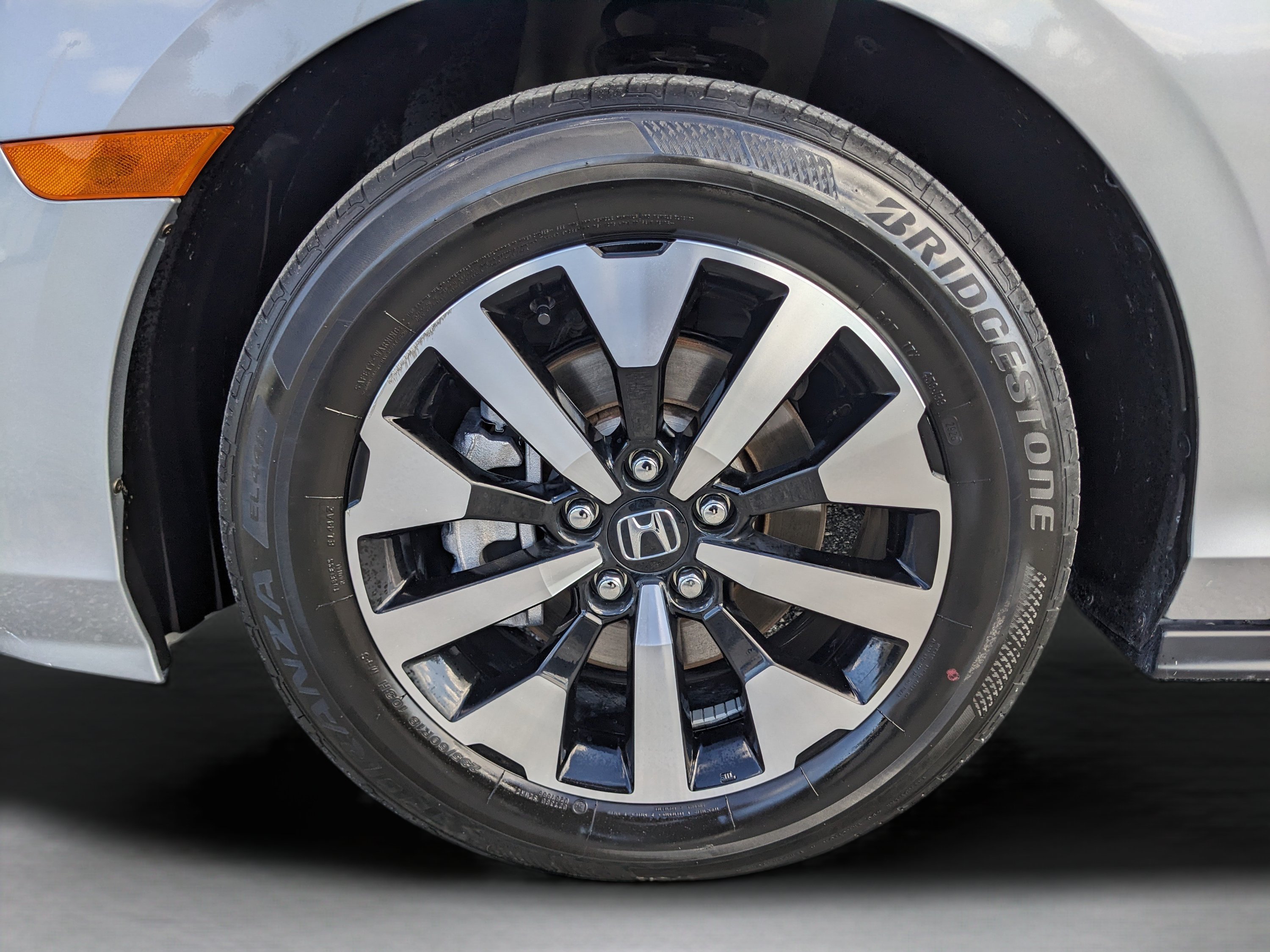 Used 2026 Honda Odyssey EX-L image 37