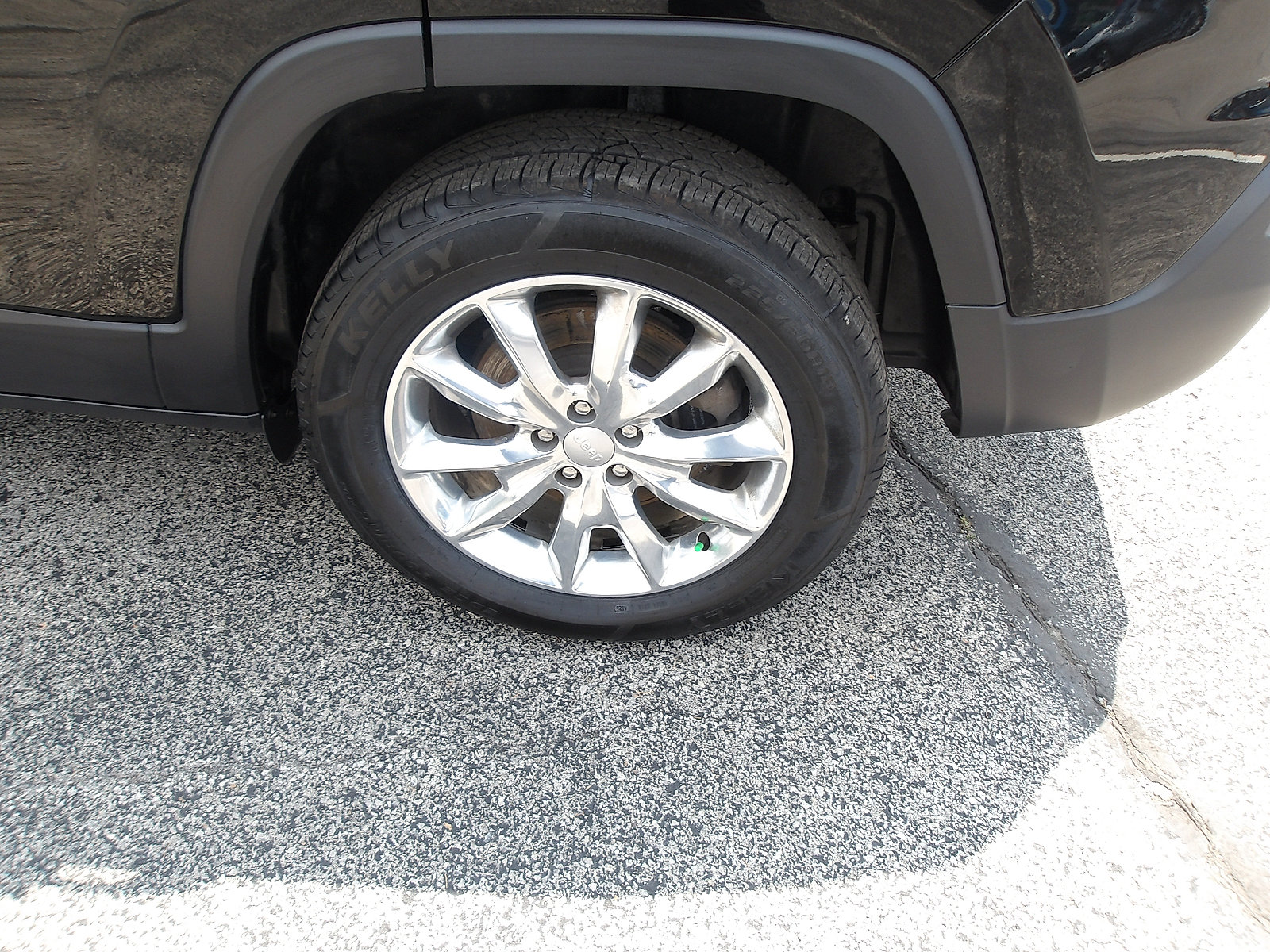 Used 2017 Jeep Cherokee Limited AWD/4WD image 22