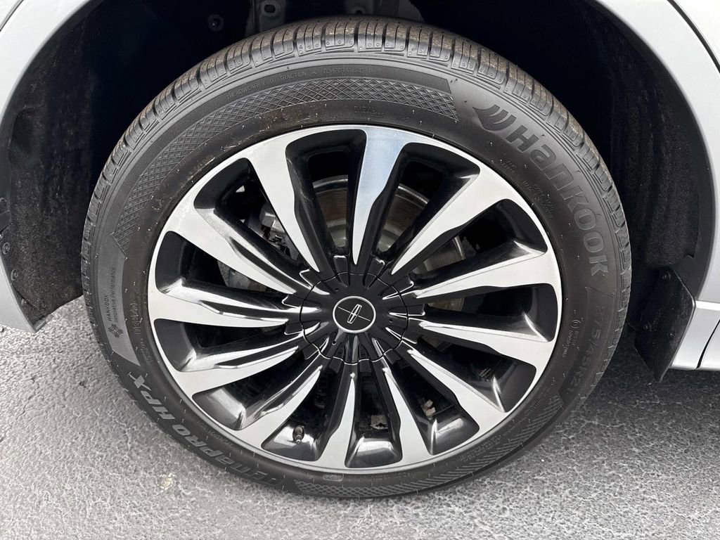 Used 2020 Lincoln Aviator Black Label Grand Touring image 9