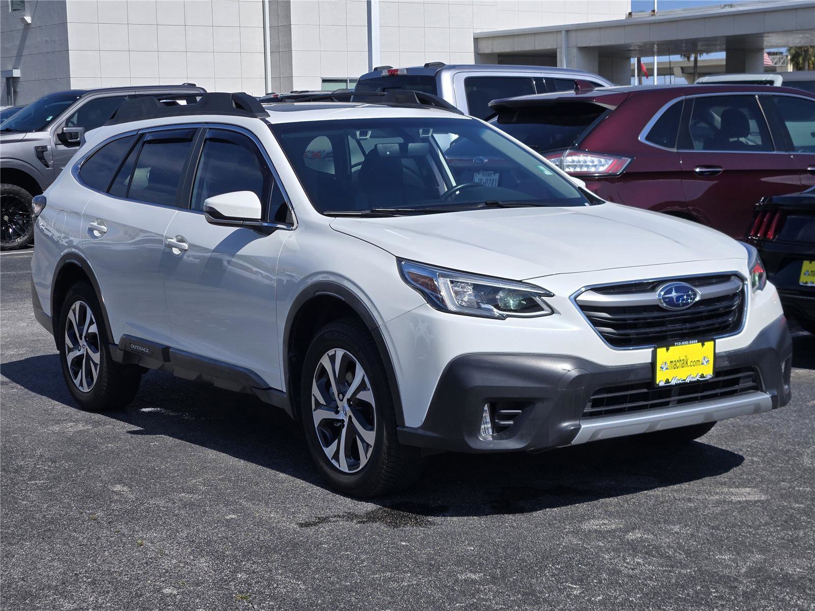 Used 2020 Subaru Outback Limited w/ Popular Package #2 AWD/4WD image 3