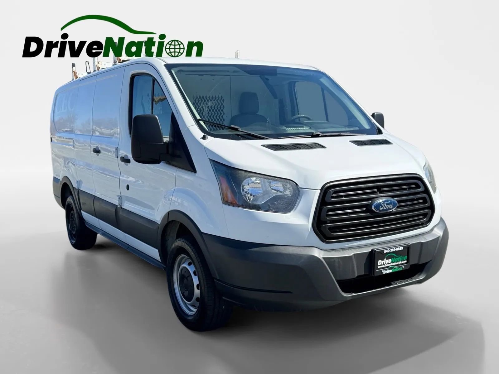 Used 2017 Ford Transit 250 130 Low Roof image 3