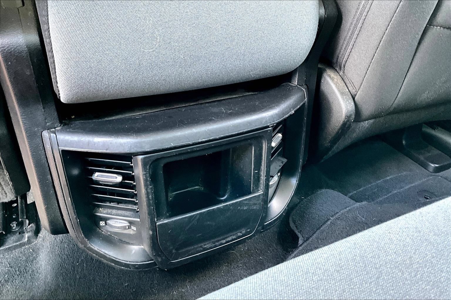 Used 2020 RAM 1500 Big Horn AWD/4WD image 11