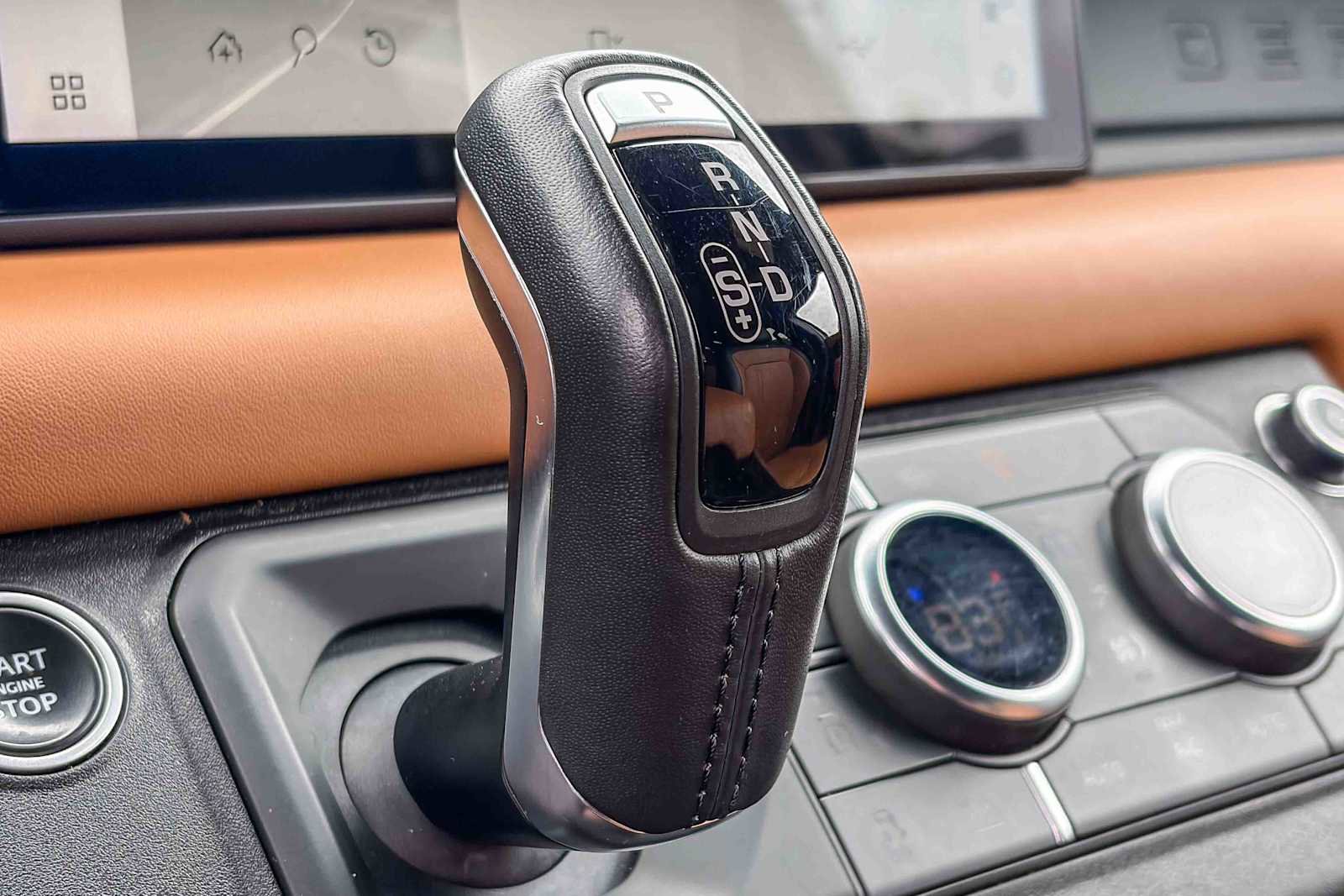 Used 2020 Land Rover Defender 110 X image 18