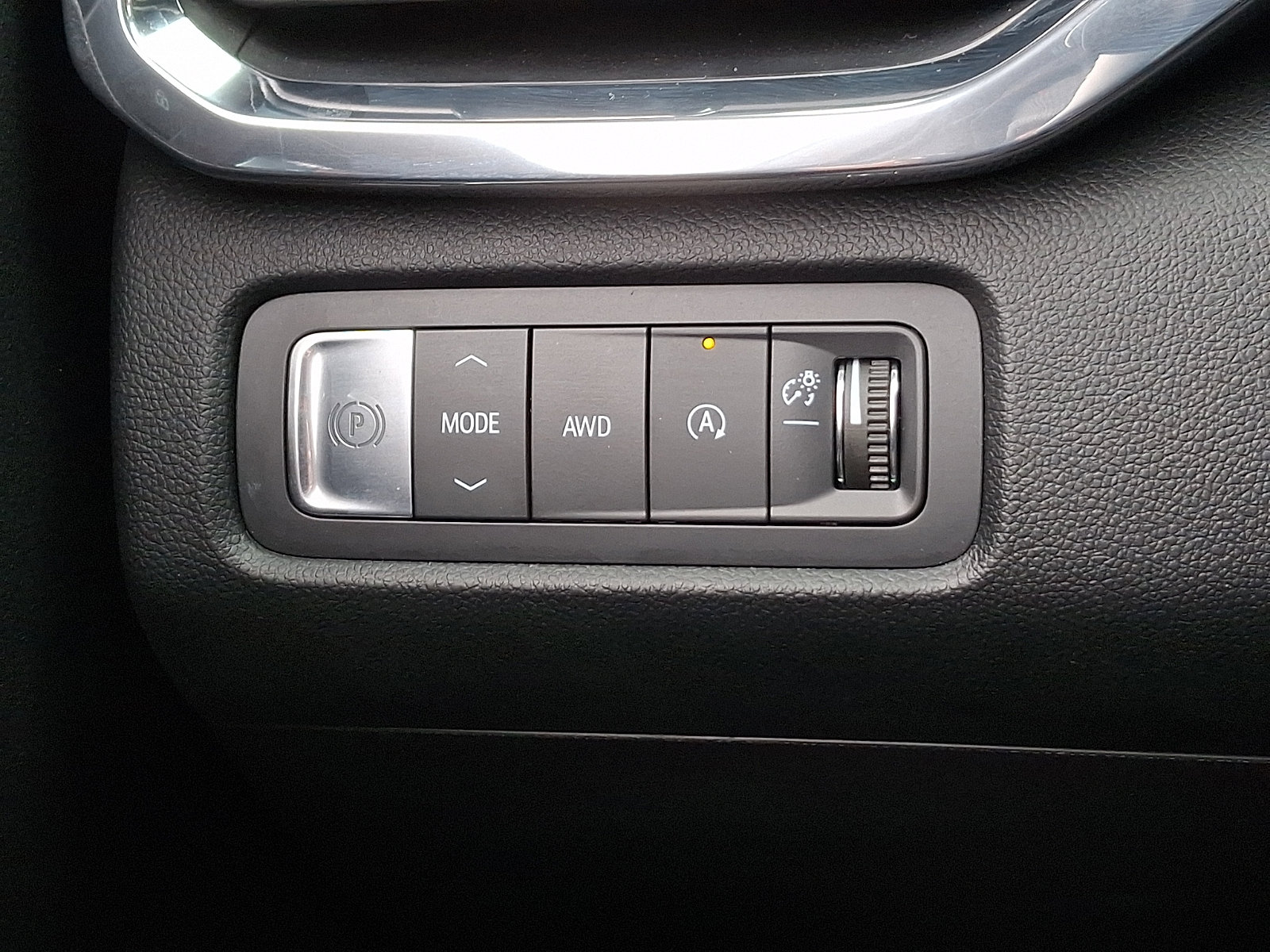 Used 2025 GMC Acadia Elevation AWD/4WD image 24