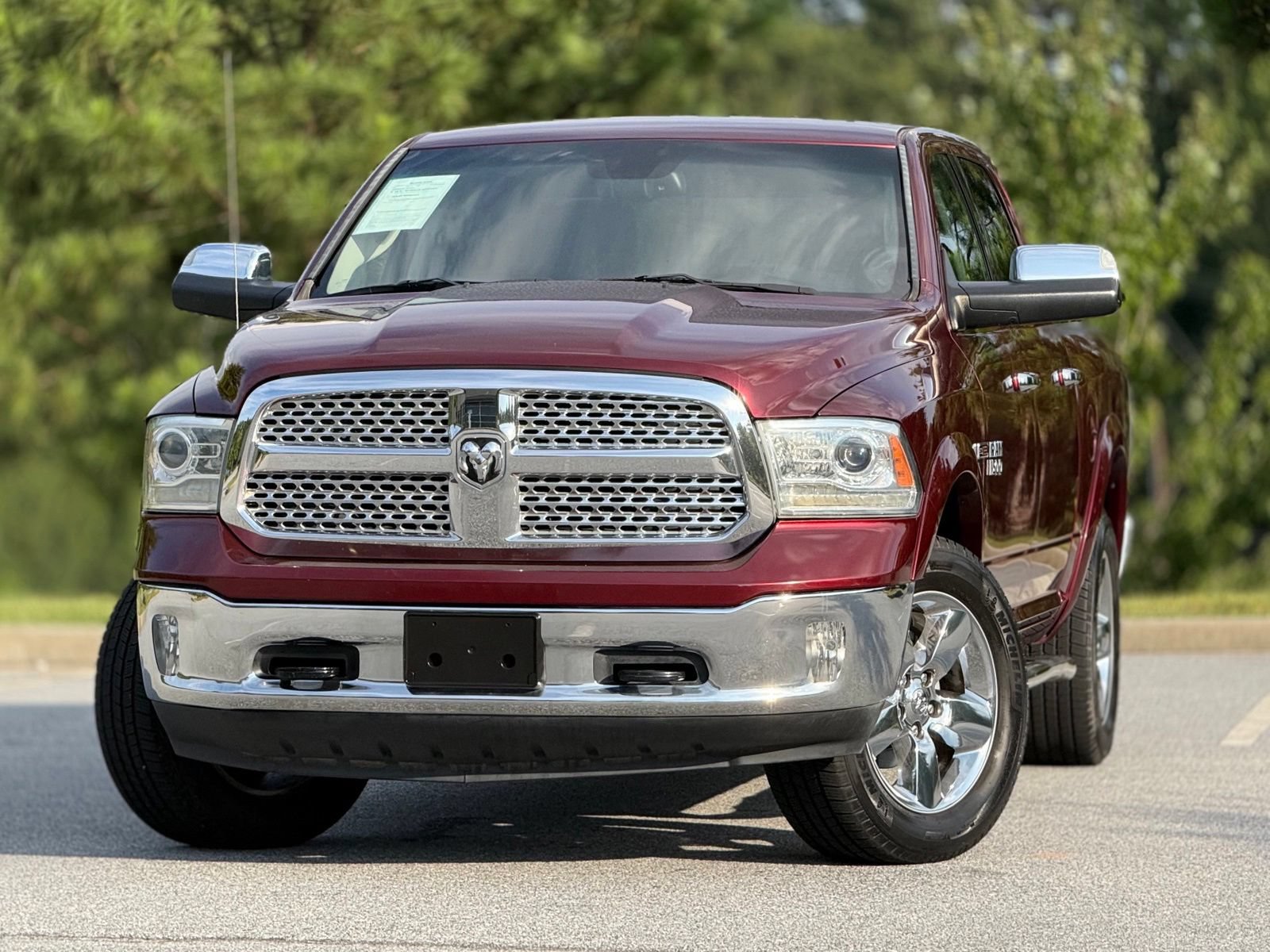 Used 2016 RAM 1500 Laramie AWD/4WD image 2
