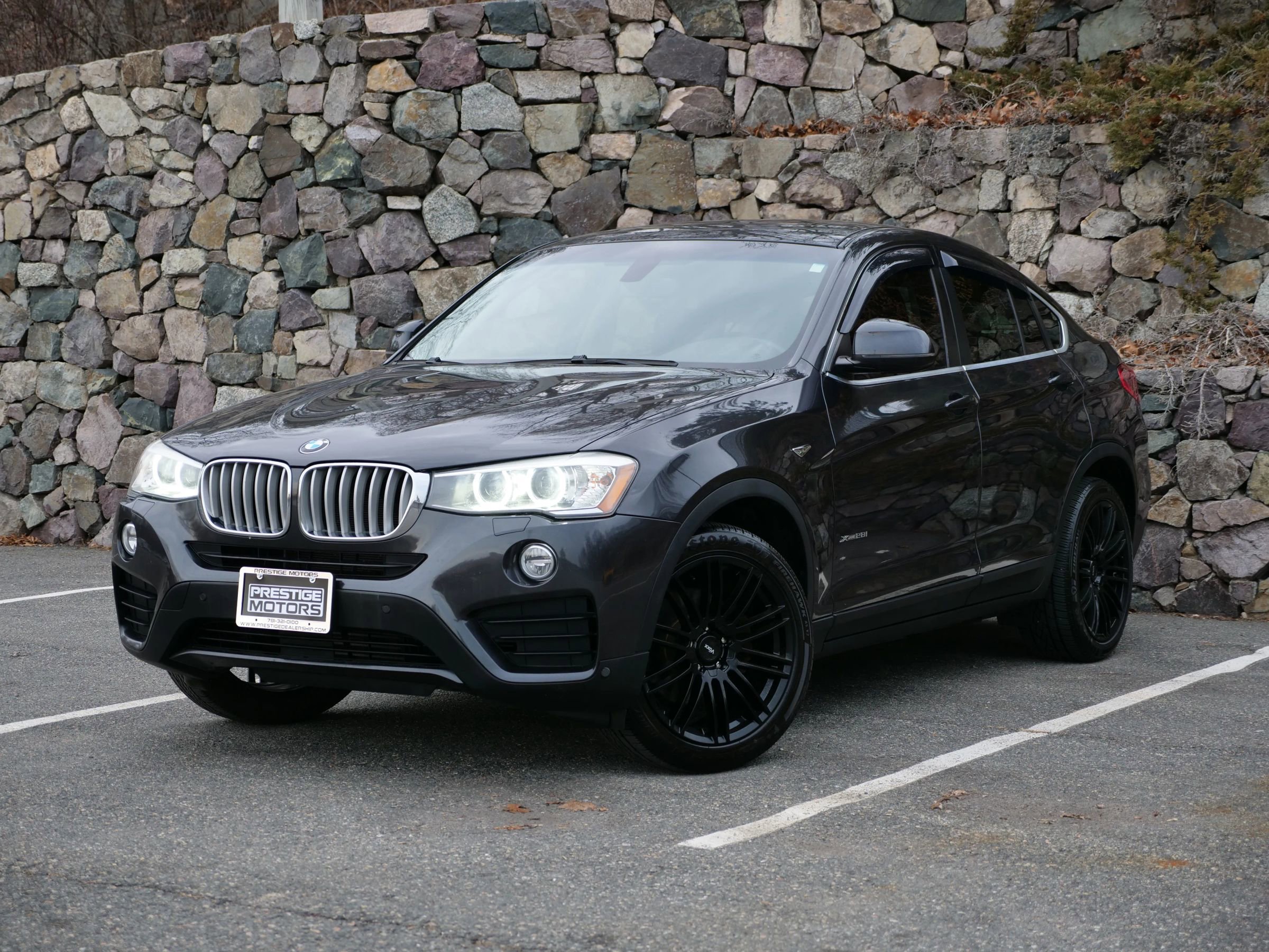 Used 2016 BMW X4 xDrive28i image 2
