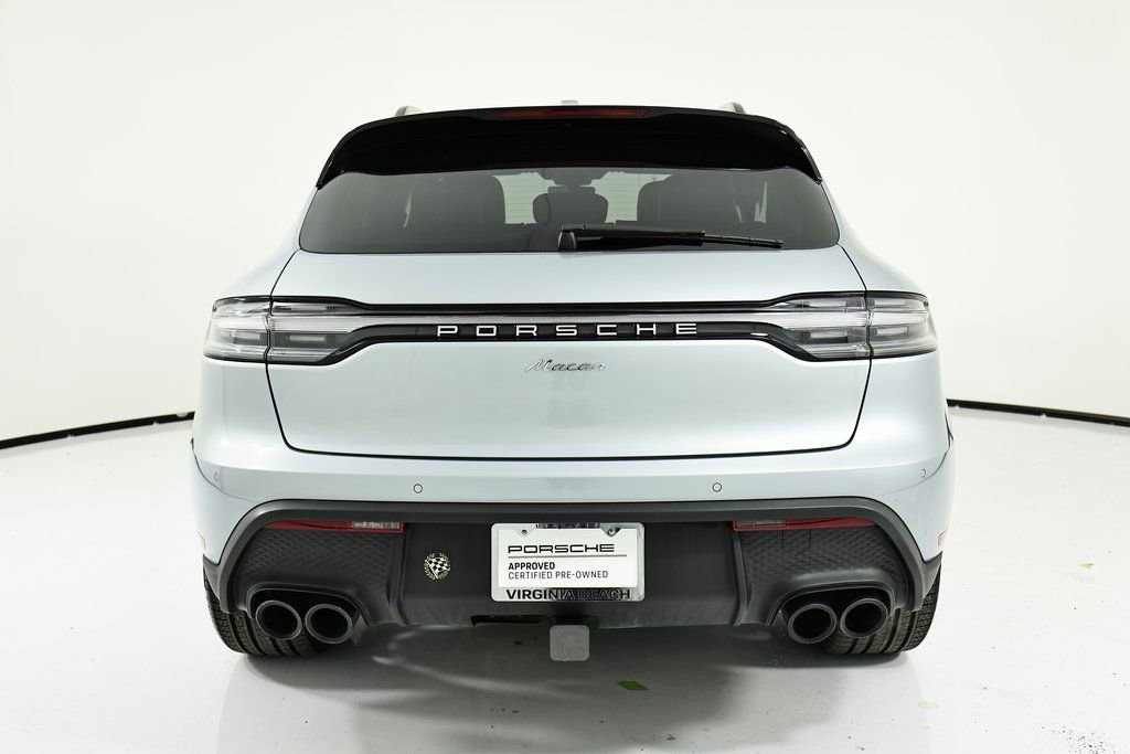 Certified 2025 Porsche Macan image 6