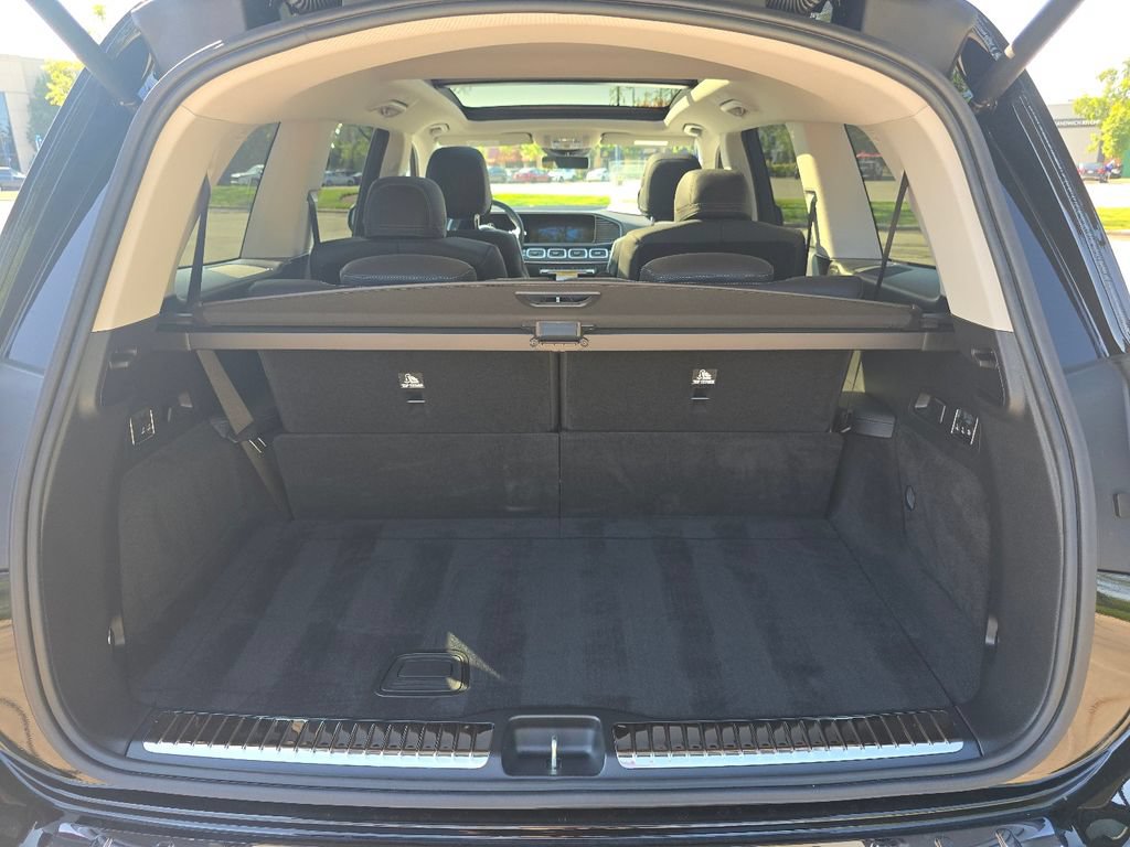 New 2026 Mercedes-Benz GLS 450 4MATIC image 18