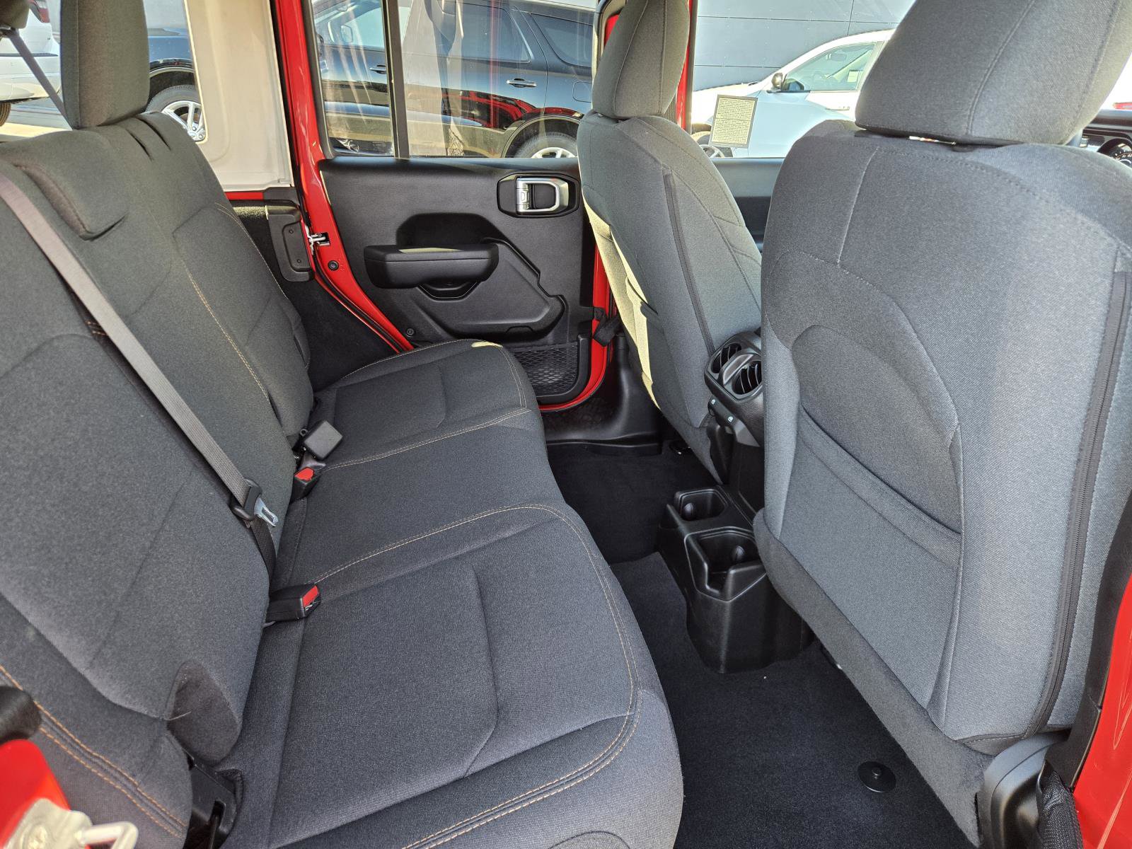 Used 2024 Jeep Wrangler Unlimited Sport image 30