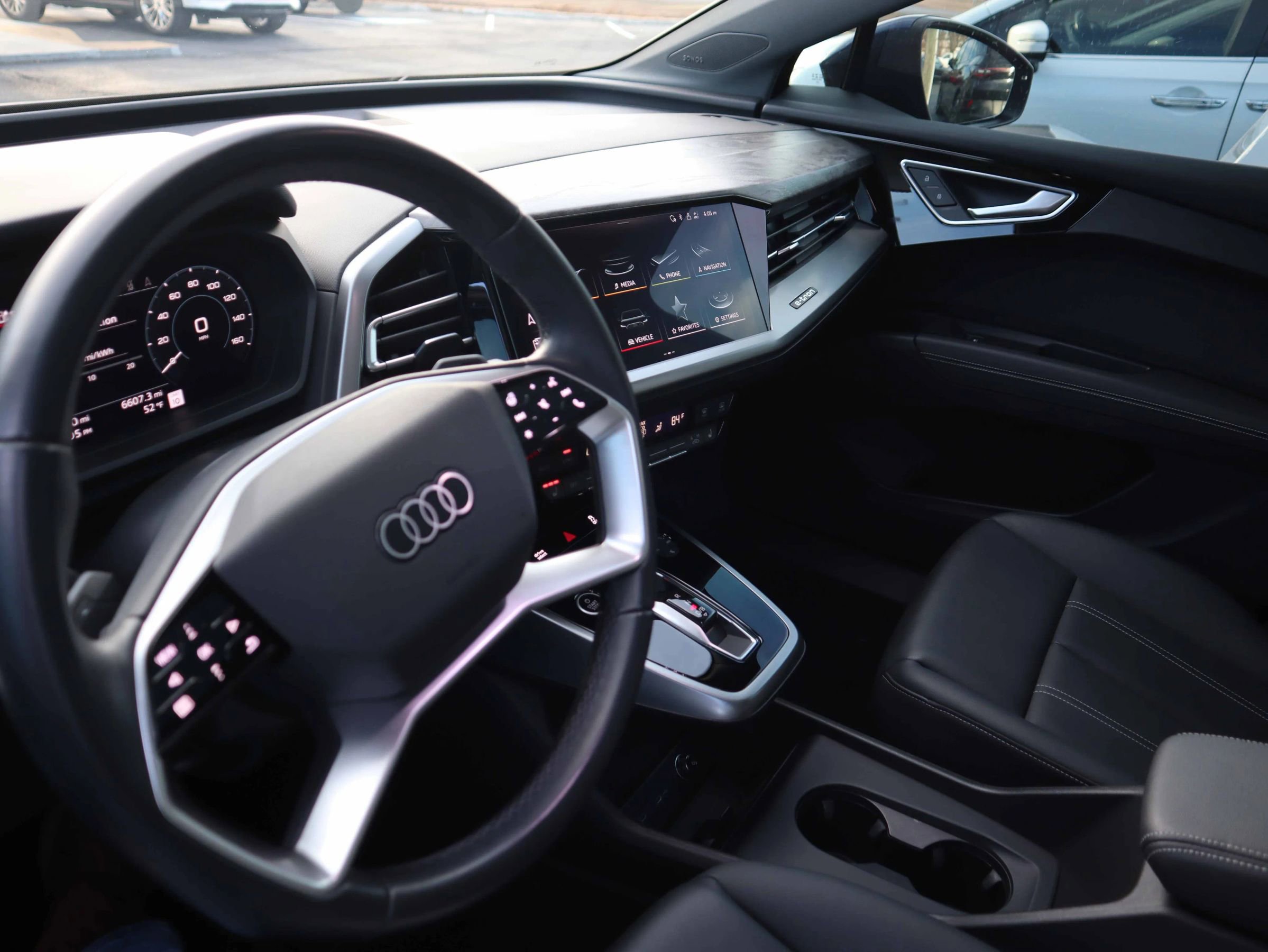 Used 2023 Audi Q4 e-tron Premium Plus w/ Premium Plus image 20