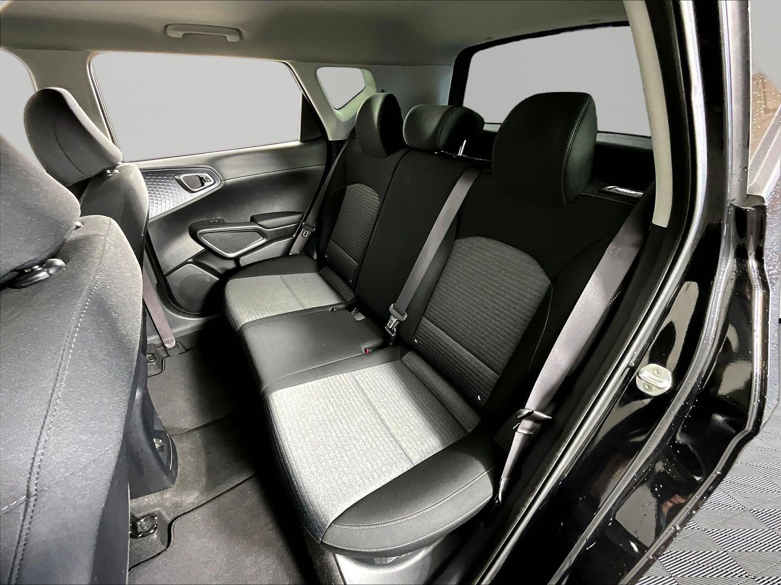 Certified 2022 Kia Soul GT-Line FWD image 21