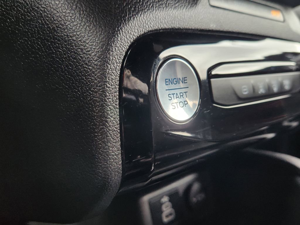 Used 2024 Ford Escape ST-Line Select w/ Tech Pack #1 image 12