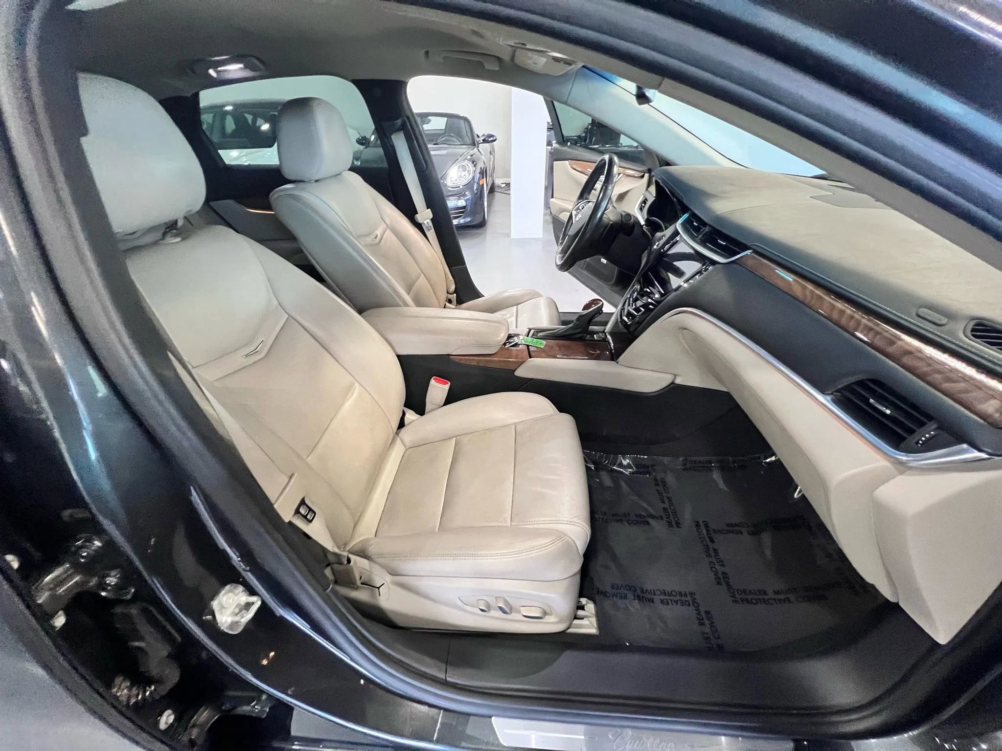 Used 2019 Cadillac XTS Luxury image 24