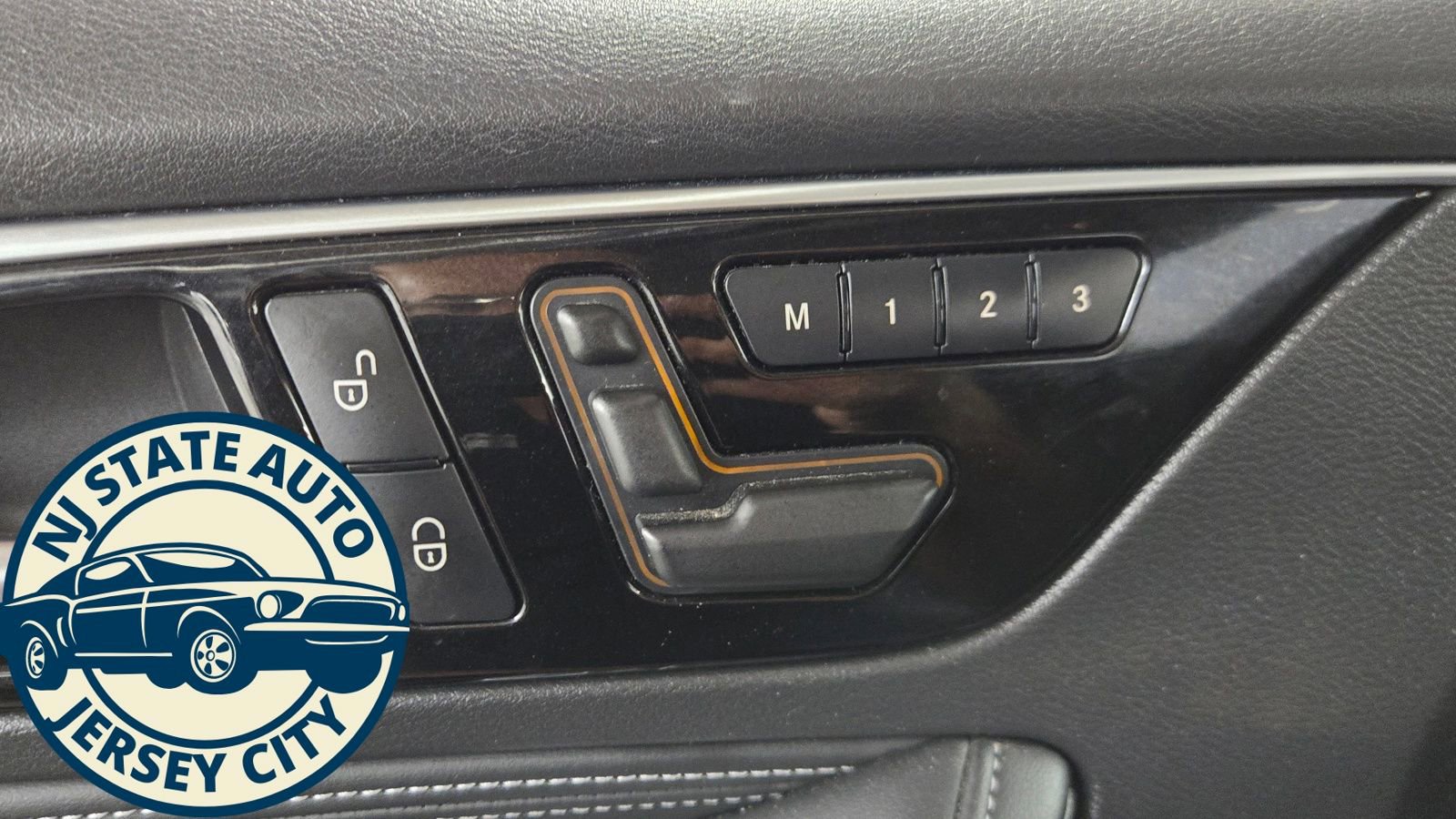 Used 2018 INFINITI QX30 AWD image 21