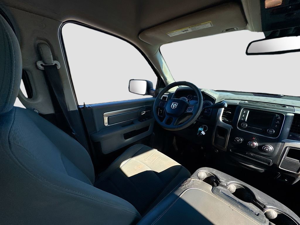 Used 2013 RAM 1500 Classic SLT w/ Premium Display Pkg RWD image 13