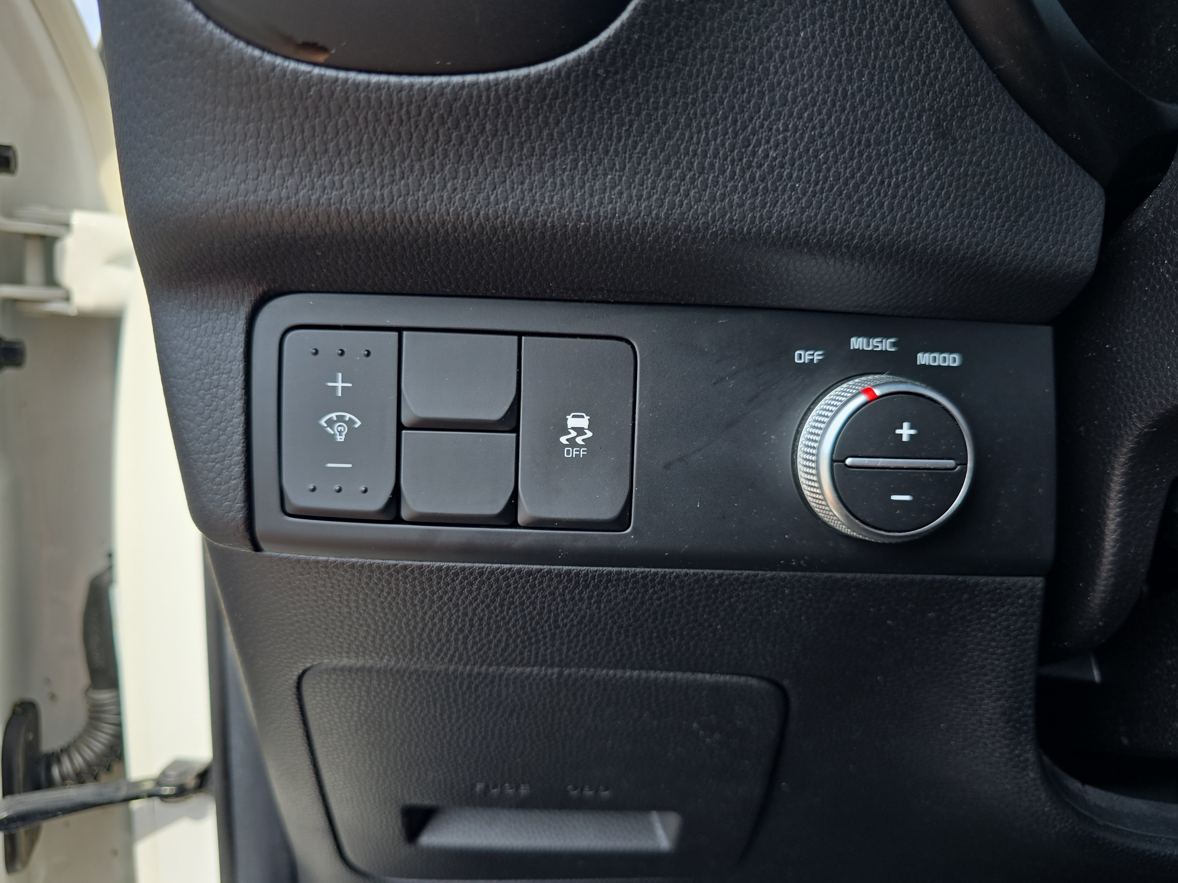 Used 2014 Kia Soul + FWD image 26