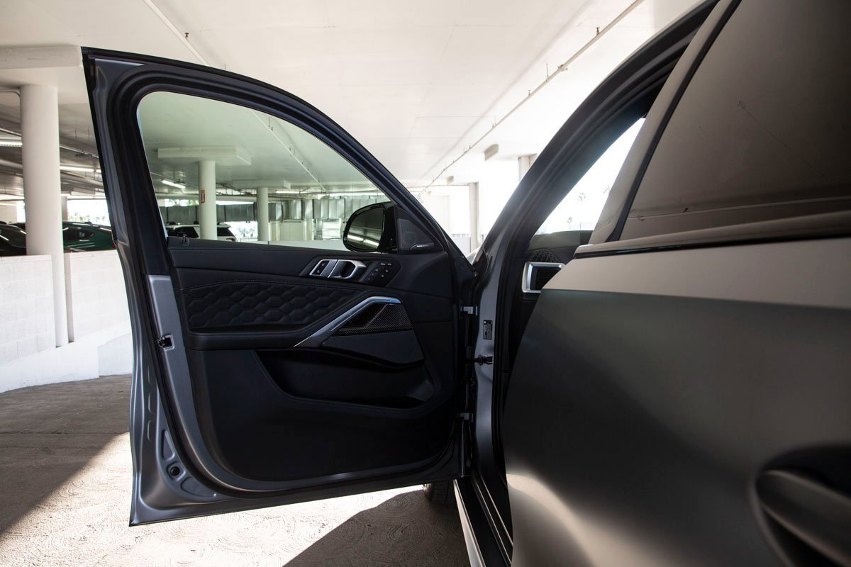 Certified 2025 BMW X6 M Competition w/ Executive Package image 14