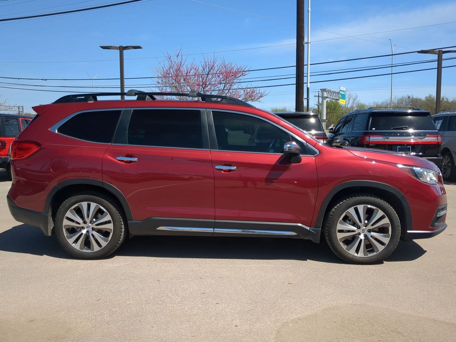 Used 2022 Subaru Ascent Touring image 2