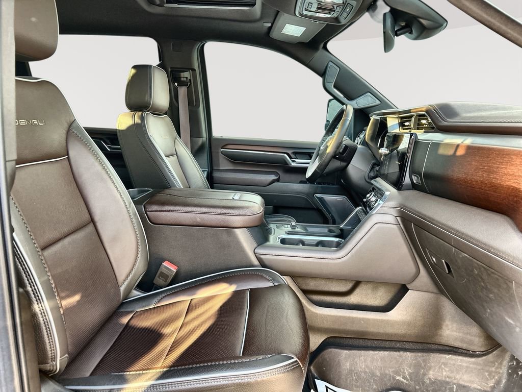 Used 2024 GMC Sierra 2500 Denali AWD/4WD image 28