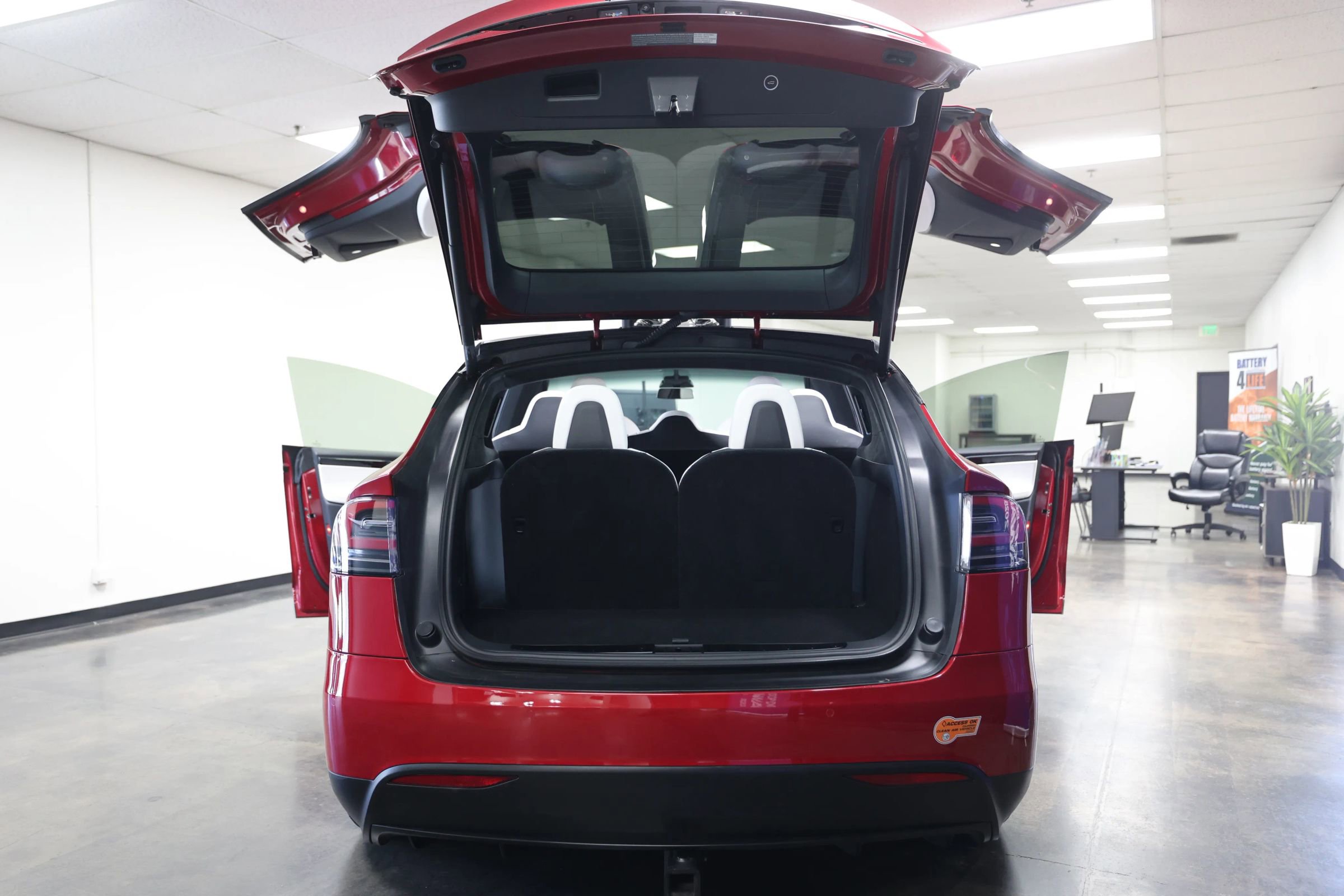 Used 2020 Tesla Model X Long Range AWD/4WD image 37