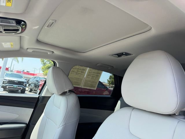 Used 2025 Hyundai Tucson SEL FWD image 17