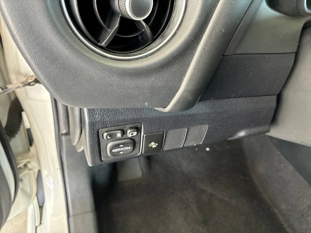 Used 2018 Toyota Corolla iM FWD image 23