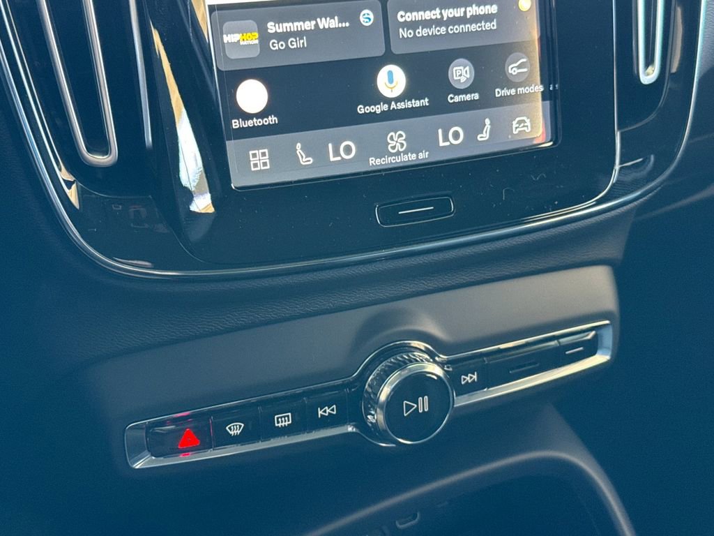 New 2026 Volvo XC40 B5 Core image 20