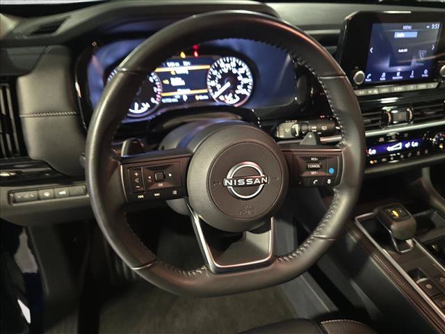 Used 2025 Nissan Pathfinder SV AWD/4WD image 20