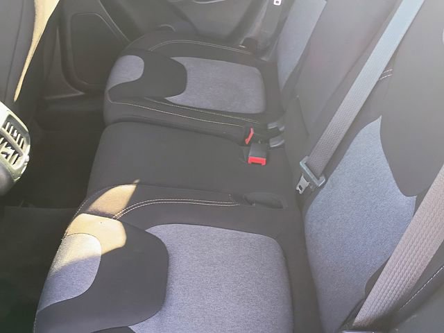Used 2016 Jeep Cherokee Sport w/ Cold Weather Group image 17