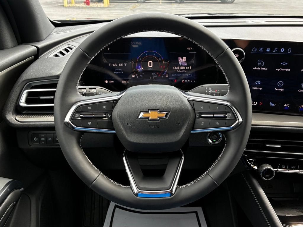 New 2027 Chevrolet Traverse LT w/ LPO, Floor Liner Package AWD/4WD image 10