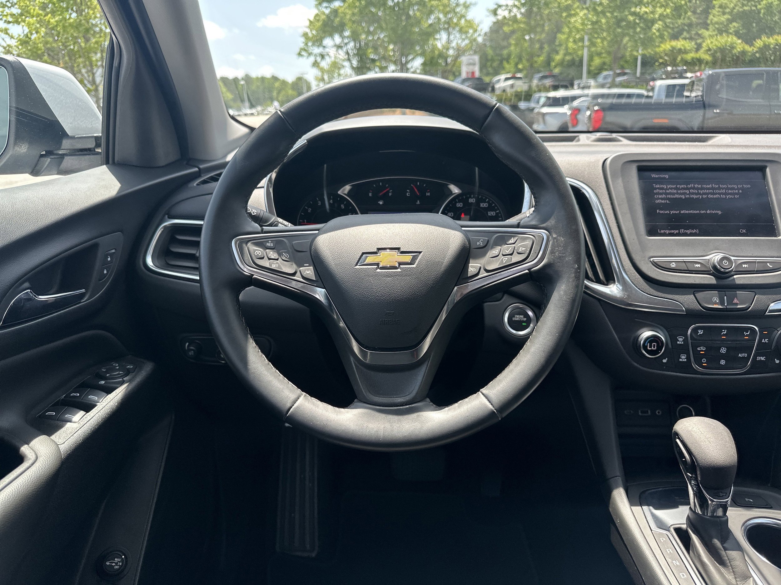 Used 2024 Chevrolet Equinox LT FWD image 23