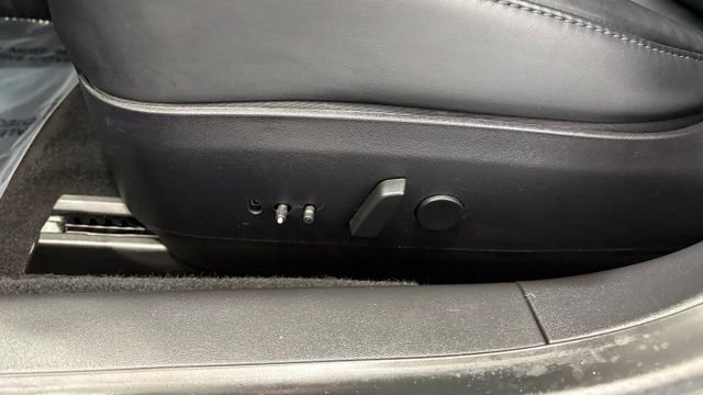 Used 2020 Tesla Model 3 Standard Range Plus RWD image 12
