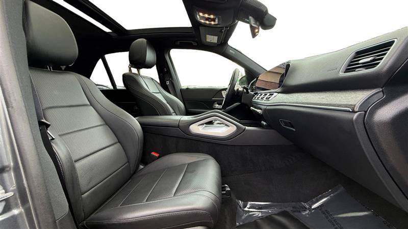 Used 2022 Mercedes-Benz GLE 350 w/ Premium Package image 17