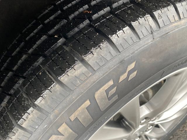 Certified 2023 Cadillac XT5 Premium Luxury w/ LPO, Floor Liner Package image 25