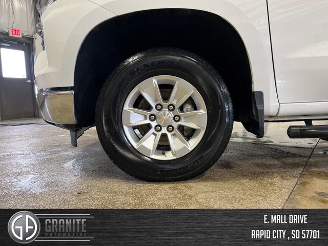 Used 2024 Chevrolet Silverado 1500 LT image 22