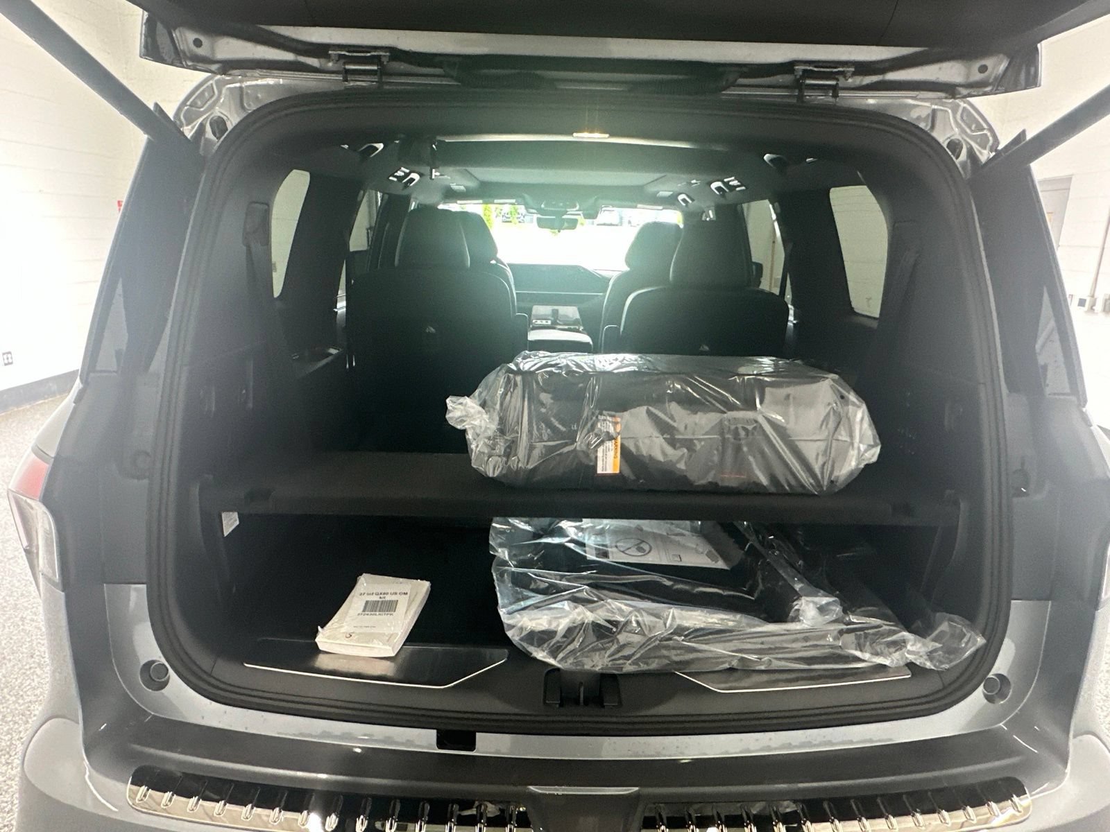 New 2027 INFINITI QX80 Sensory w/ Sport Exterior Package AWD/4WD image 12